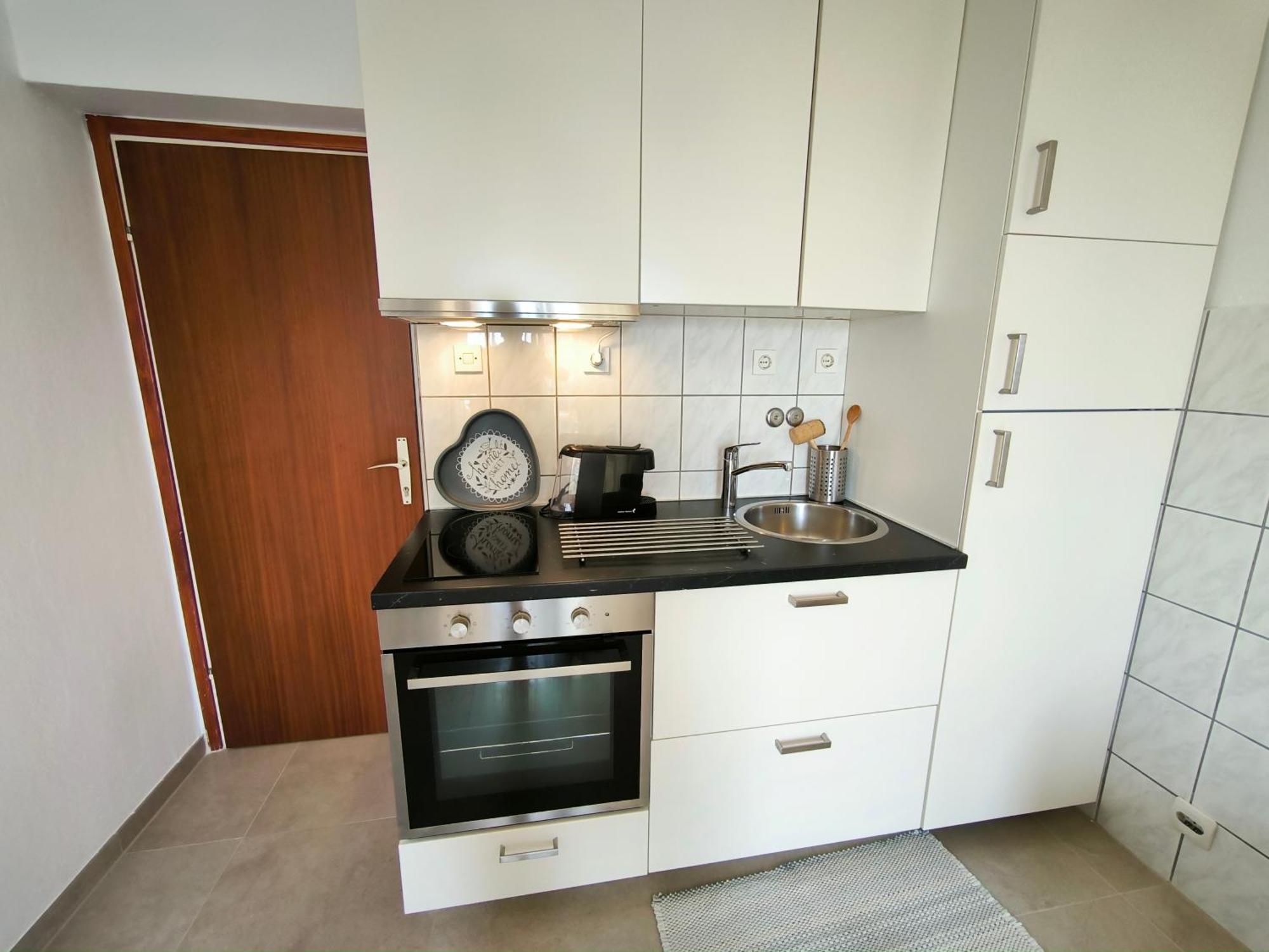 Apartmani Blagaic Maslinica Exterior photo